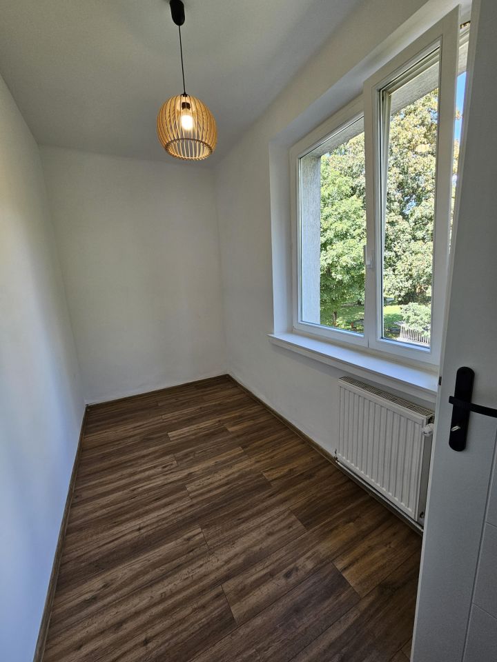 Mieszkanie 2-pokojowe Nowy Sącz, ul. Stanisława Żółkiewskiego. Zdjęcie 12