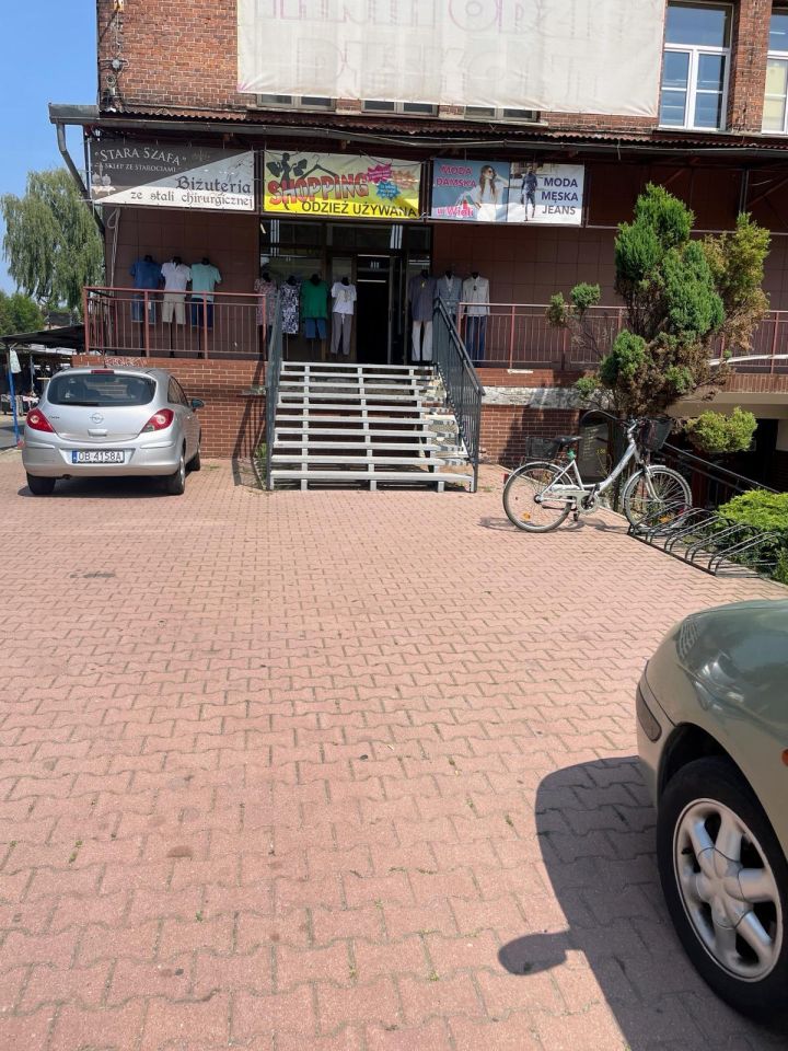 Lokal Brzeg Centrum, ul. Trzech Kotwic. Zdjęcie 2