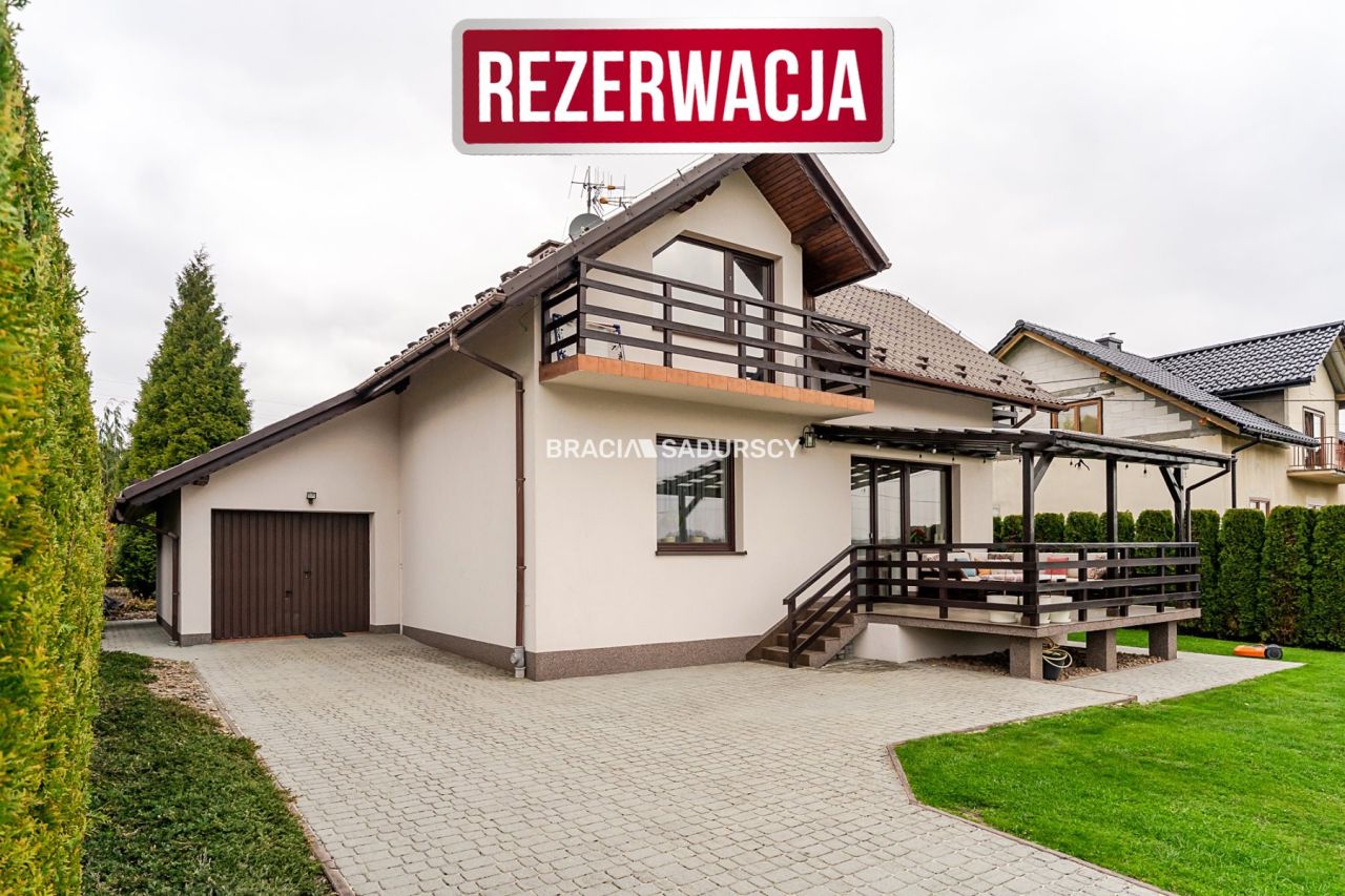dom wolnostojący, 5 pokoi Marcyporęba, ul. św. Marcina. Zdjęcie 2