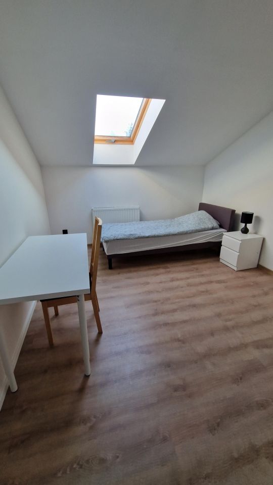 Pokój Józefosław, ul. Wiejska. Zdjęcie 2