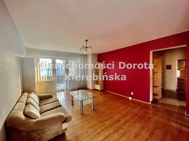 Mieszkanie 3-pokojowe Tomaszów Mazowiecki, ul. Smugowa. Zdjęcie 1