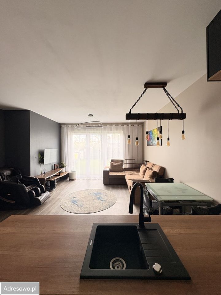 dom szeregowy, 3 pokoje Wilczyce. Zdjęcie 5