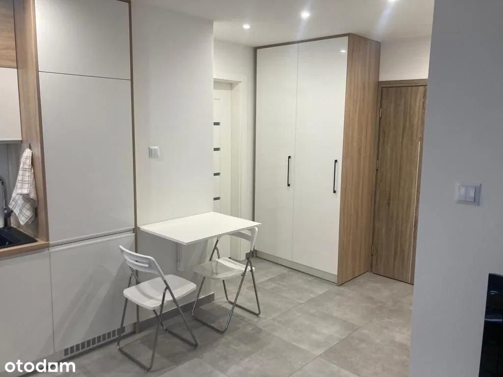 Mieszkanie 2-pokojowe Bielsko-Biała Śródmieście, ul. Romana Dmowskiego. Zdjęcie 7