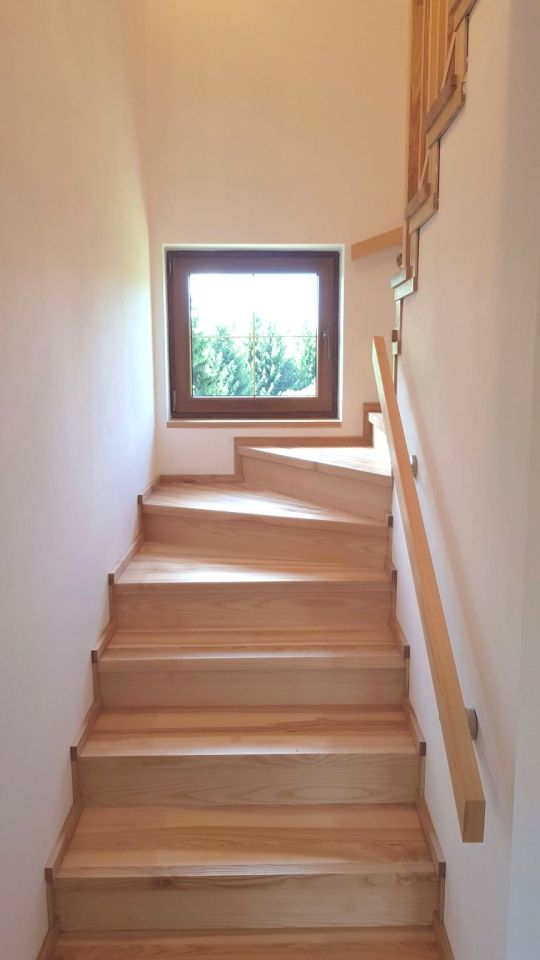 dom wolnostojący, 5 pokoi Lesko, ul. Słoneczna. Zdjęcie 17