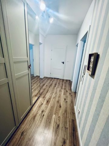 Mieszkanie 3-pokojowe Jelcz-Laskowice Centrum, ul. Władysława Grabskiego. Zdjęcie 1