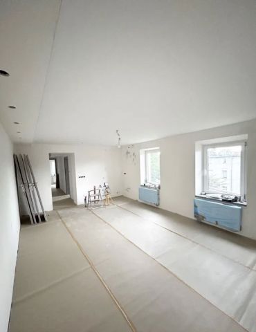 Mieszkanie 4-pokojowe Jelenia Góra. Zdjęcie 1