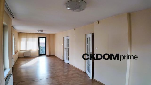 dom wolnostojący, 6 pokoi Kielce Barwinek, ul. Wybraniecka. Zdjęcie 3
