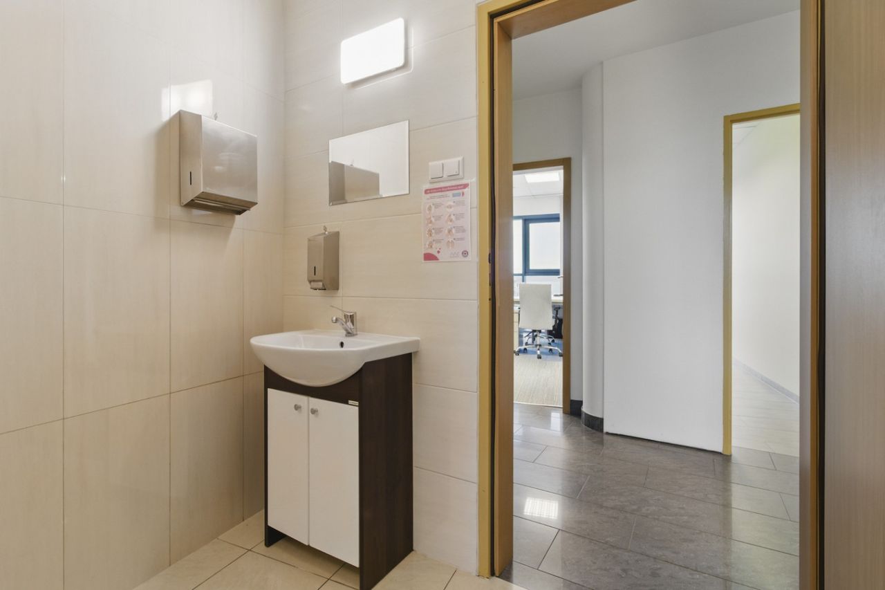 Lokal Kraków Łagiewniki, ul. Zygmunta Miłkowskiego. Zdjęcie 16