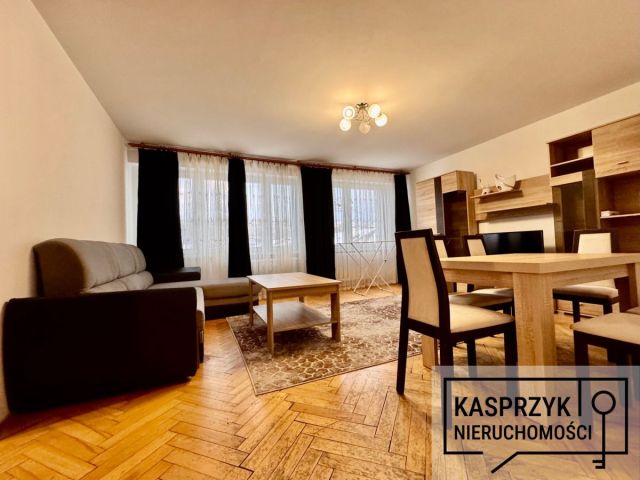 Mieszkanie 3-pokojowe Sanok, ul. Kochanowskiego. Zdjęcie 2