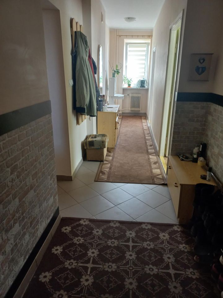 Mieszkanie 3-pokojowe Kuty. Zdjęcie 5
