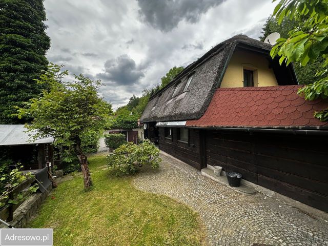 dom wolnostojący, 3 pokoje Bielsko-Biała Straconka. Zdjęcie 1