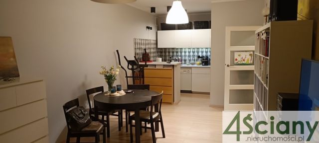 Mieszkanie 2-pokojowe Grodzisk Mazowiecki Centrum, ul. ks. M. Tokarzewskiego. Zdjęcie 1