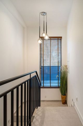 Mieszkanie 4-pokojowe Kolonia Brużyca, ul. Czesława Niemena. Zdjęcie 11