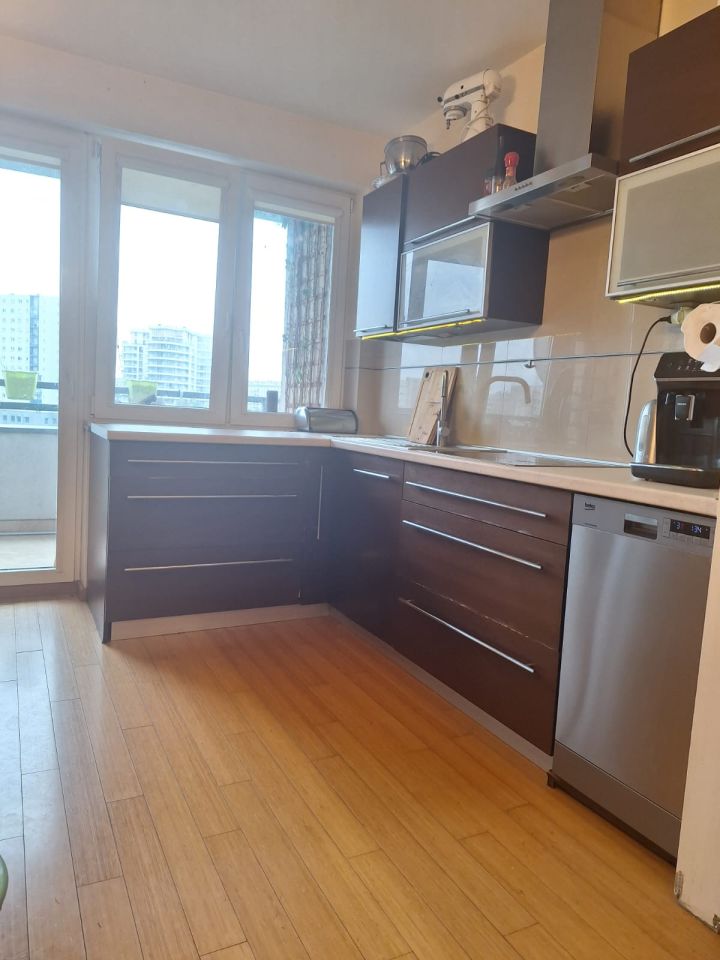 Mieszkanie 3-pokojowe Kraków Prądnik Biały, ul. gen. Augusta Fieldorfa-Nila. Zdjęcie 4