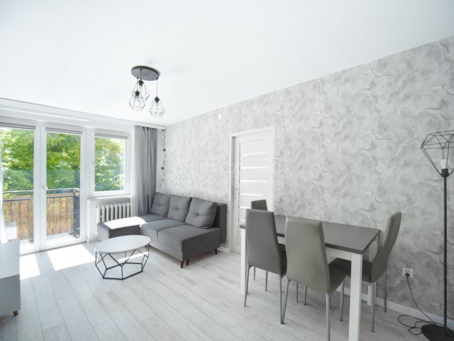 Mieszkanie 3-pokojowe Wrocław Grabiszyn, ul. Lwowska. Zdjęcie 1