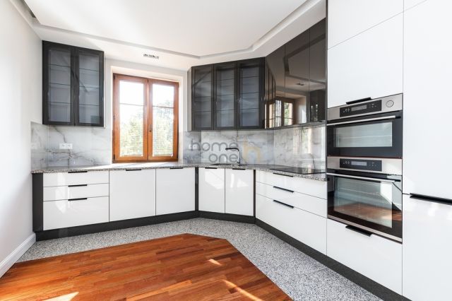 Mieszkanie 4-pokojowe Warszawa. Zdjęcie 4