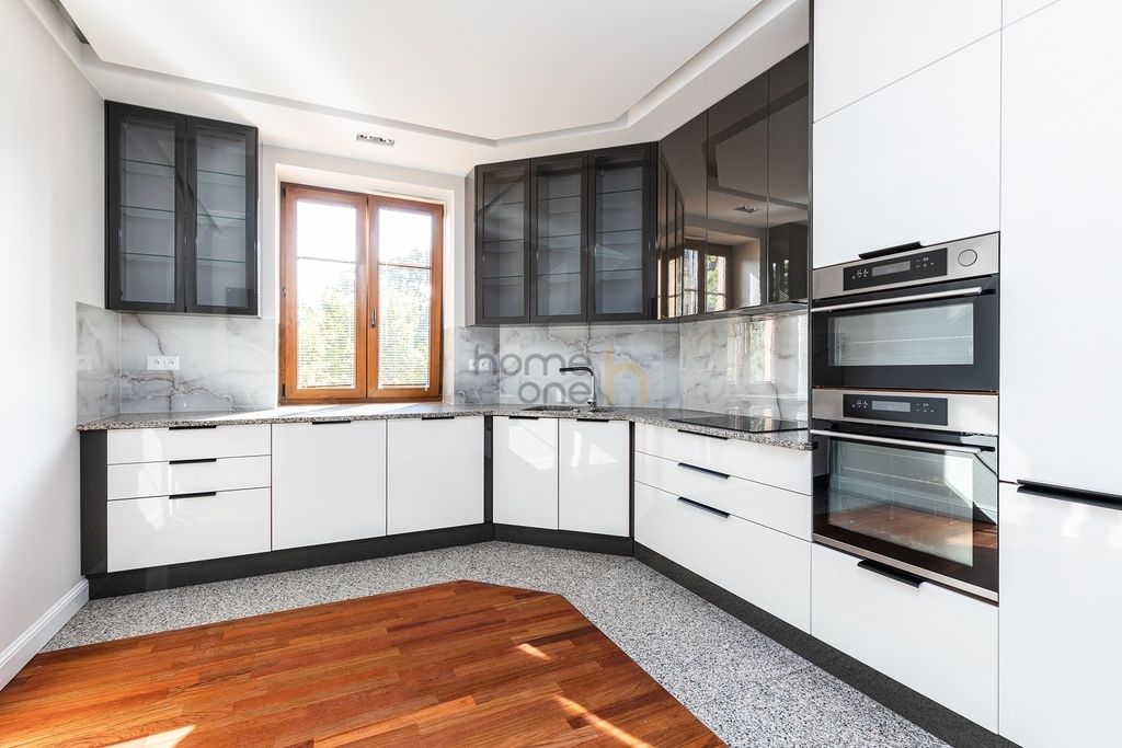 Mieszkanie 4-pokojowe Warszawa. Zdjęcie 4