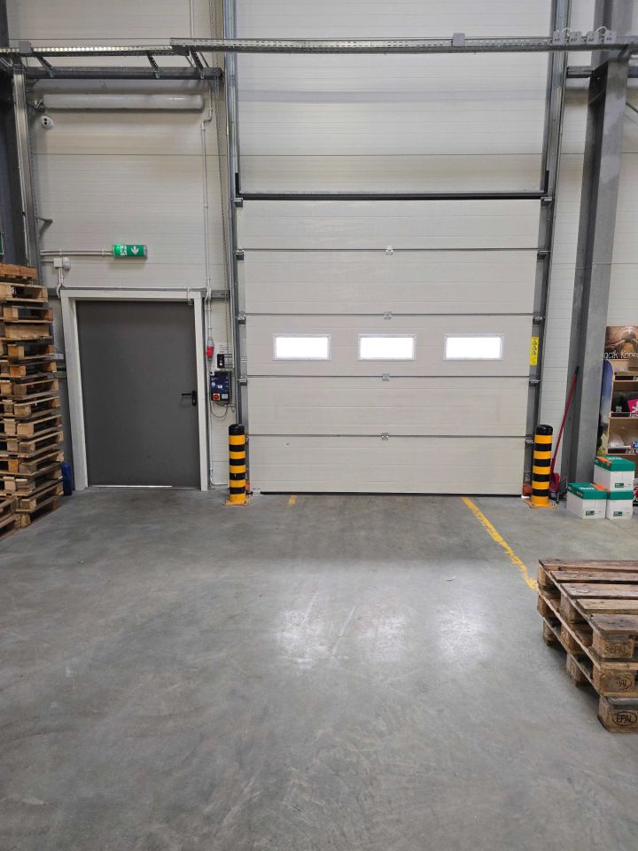 Hala/magazyn Tomaszów Mazowiecki. Zdjęcie 2