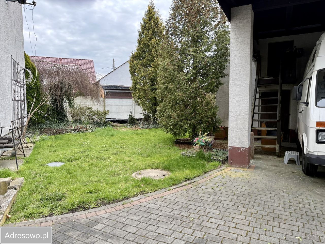 dom wolnostojący, 5 pokoi Chudoba. Zdjęcie 8