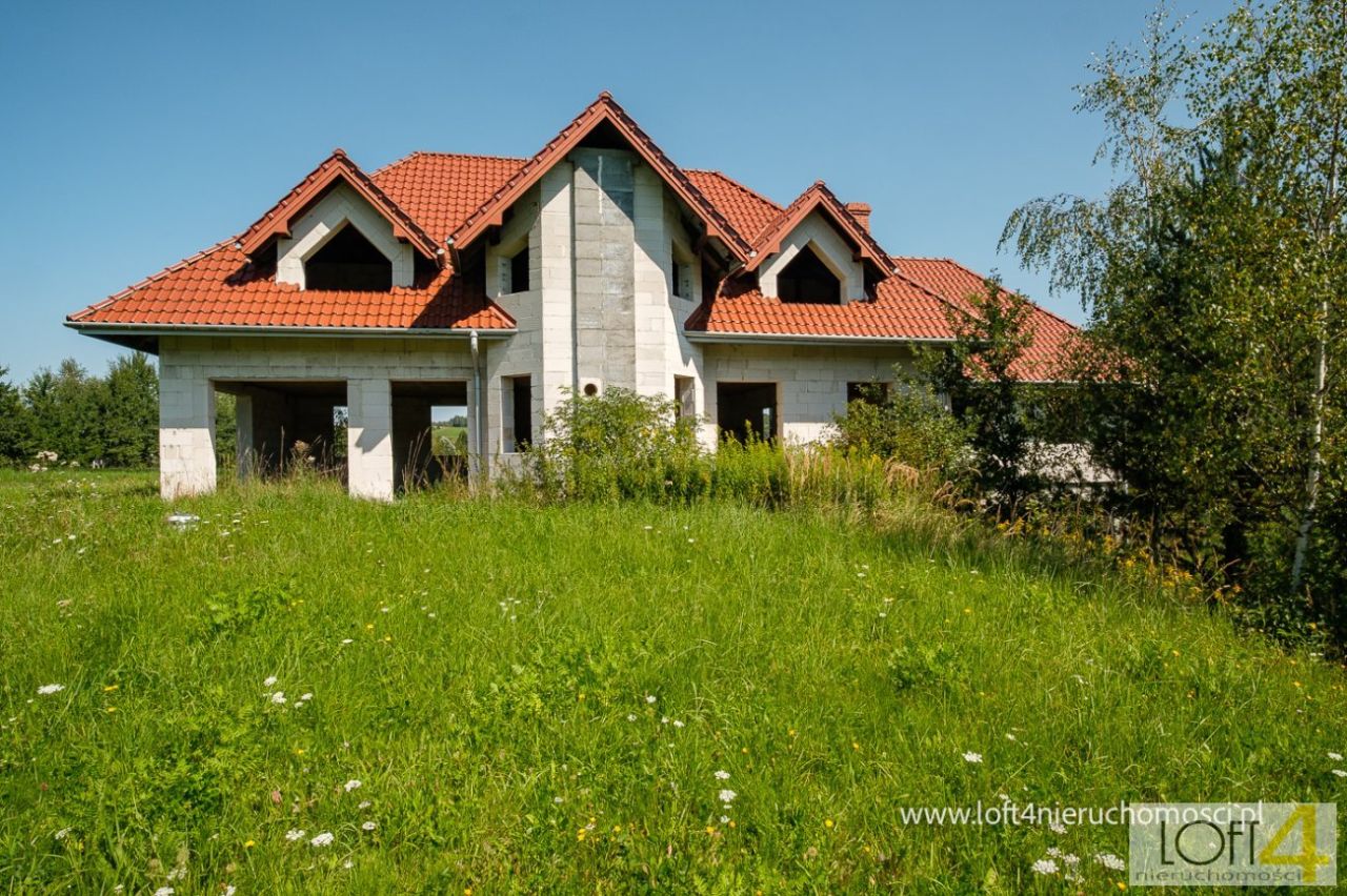 dom wolnostojący, 10 pokoi Uniszowa. Zdjęcie 2