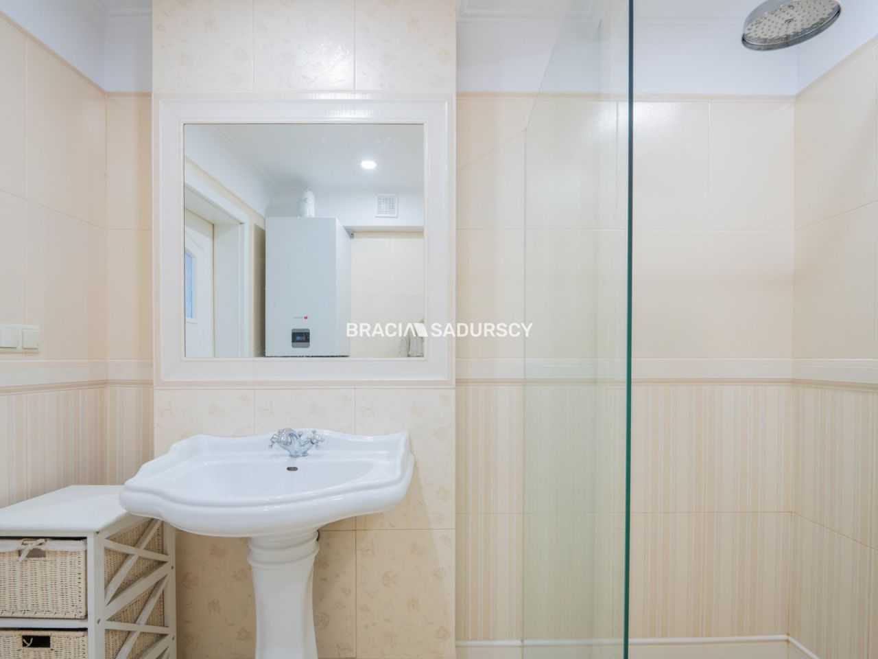 Mieszkanie 4-pokojowe Bochnia, ul. Kolejowa. Zdjęcie 27