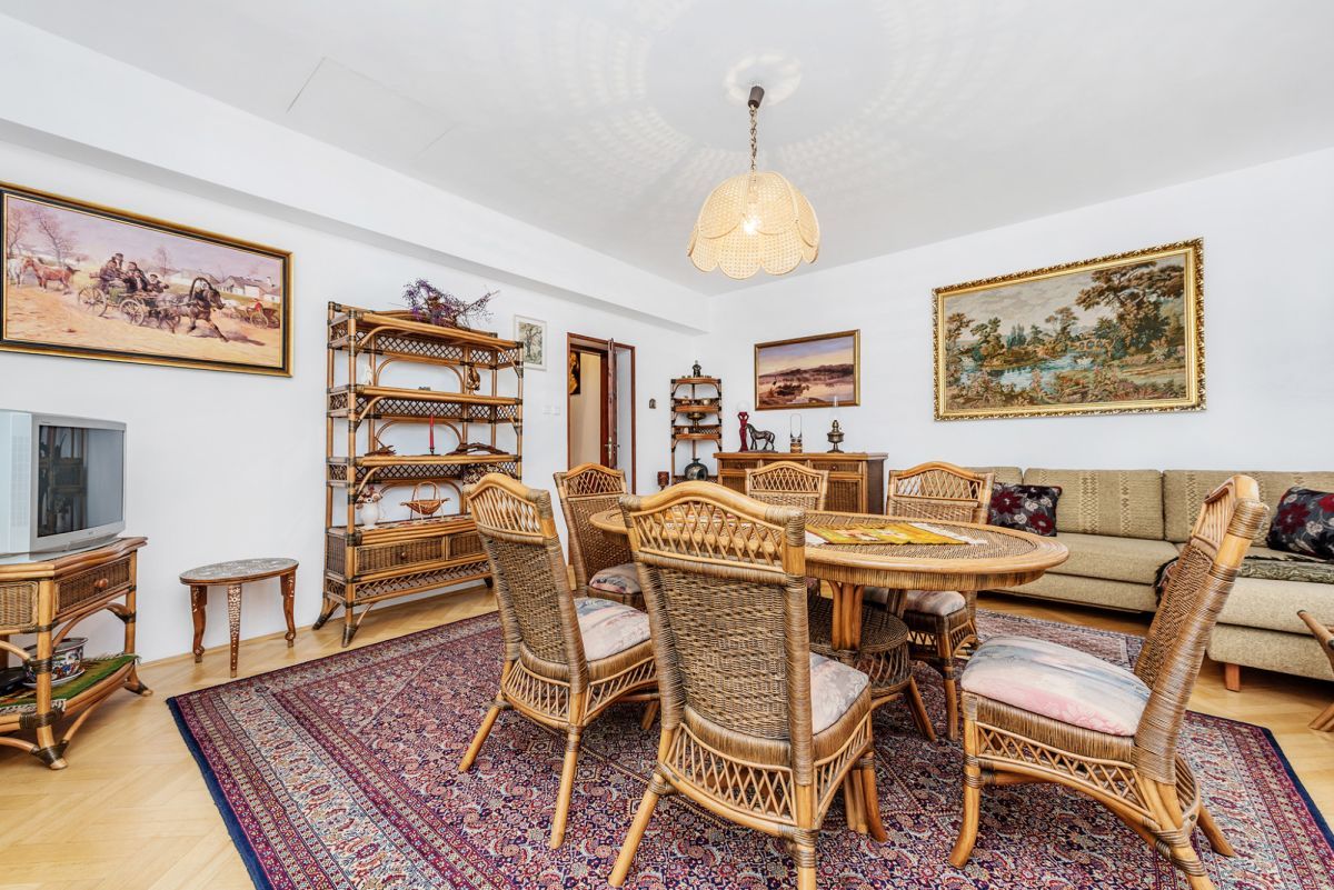 dom wolnostojący, 7 pokoi Czernichów. Zdjęcie 16