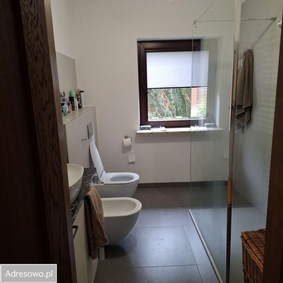 dom wolnostojący, 6 pokoi Radawiec Duży. Zdjęcie 19