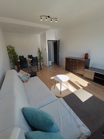 Mieszkanie 2-pokojowe Rzeszów Baranówka, ul. Władysława Broniewskiego. Zdjęcie 1