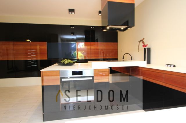 dom wolnostojący, 6 pokoi Licheń Stary. Zdjęcie 16