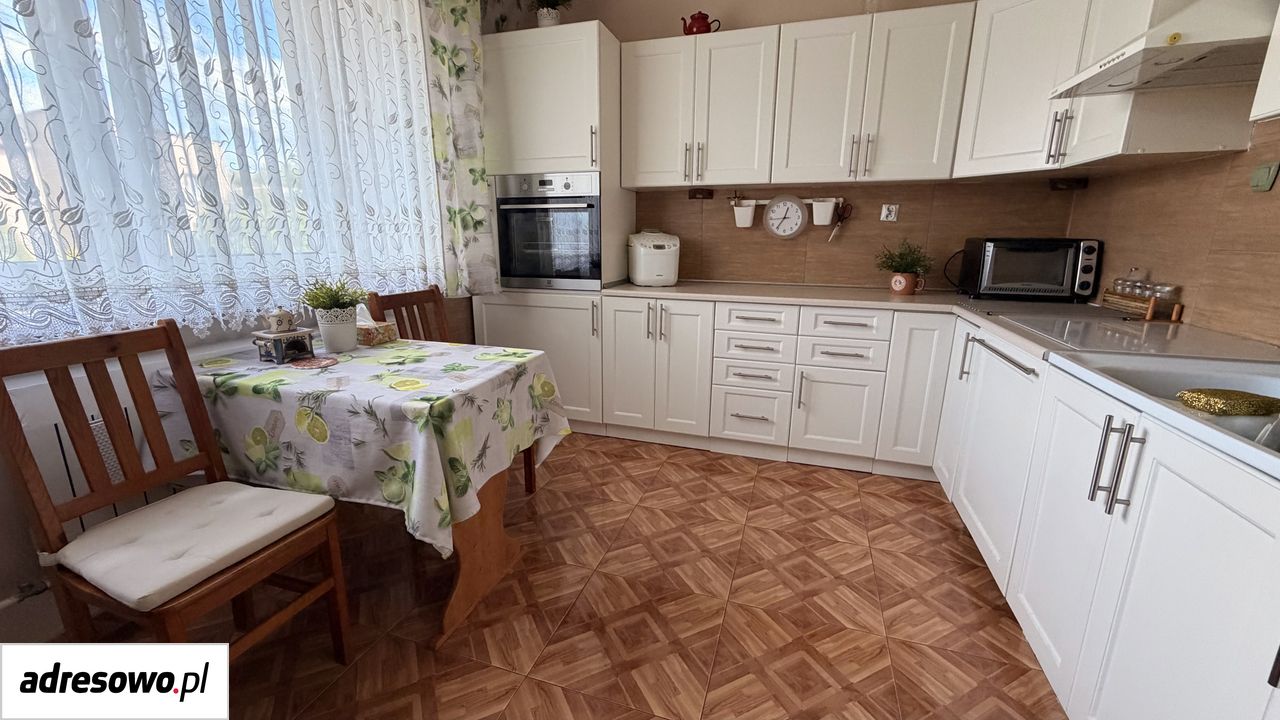 dom wolnostojący, 6 pokoi Bobrowniki. Zdjęcie 15