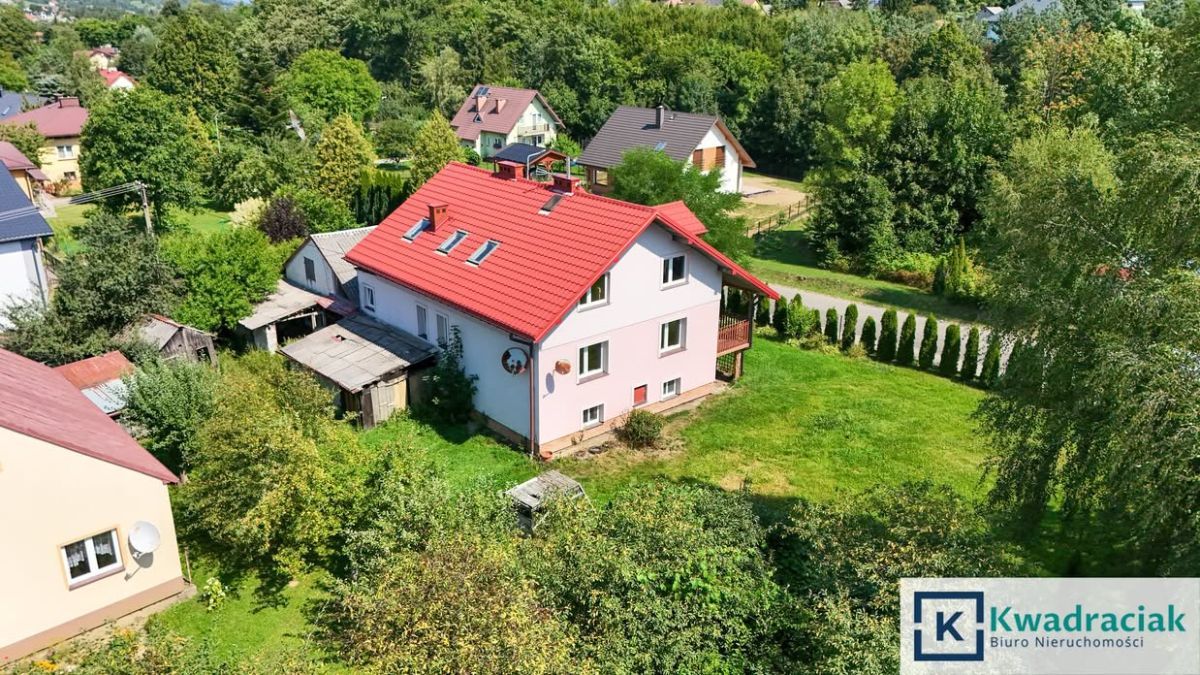 dom wolnostojący, 4 pokoje Lubatowa. Zdjęcie 2