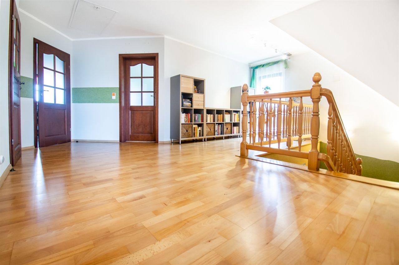 dom wolnostojący, 5 pokoi Chybie, ul. Spokojna. Zdjęcie 23