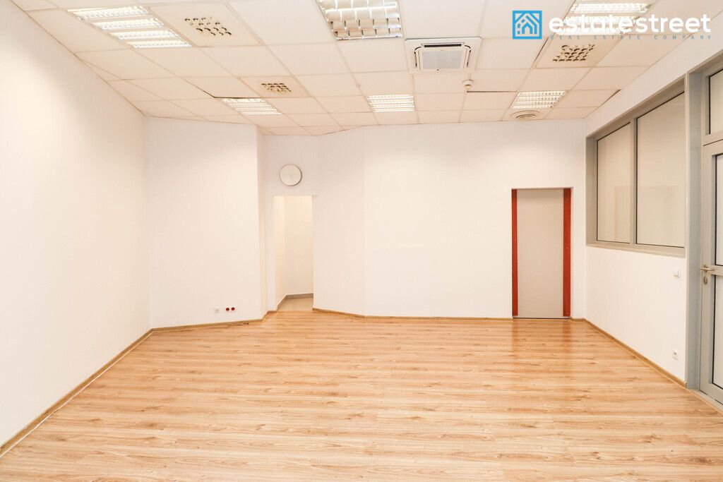 Biuro Kraków Podgórze, ul. Stanisława Smolki. Zdjęcie 6