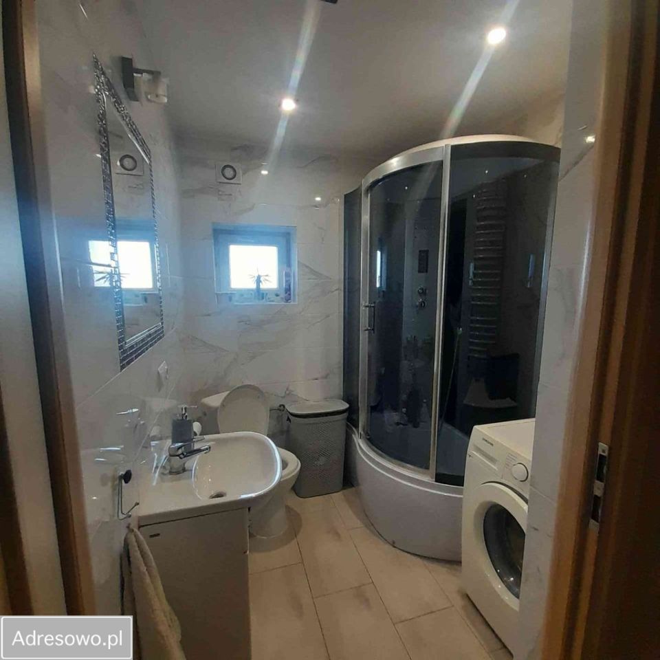 dom wolnostojący, 4 pokoje Leszcze. Zdjęcie 4