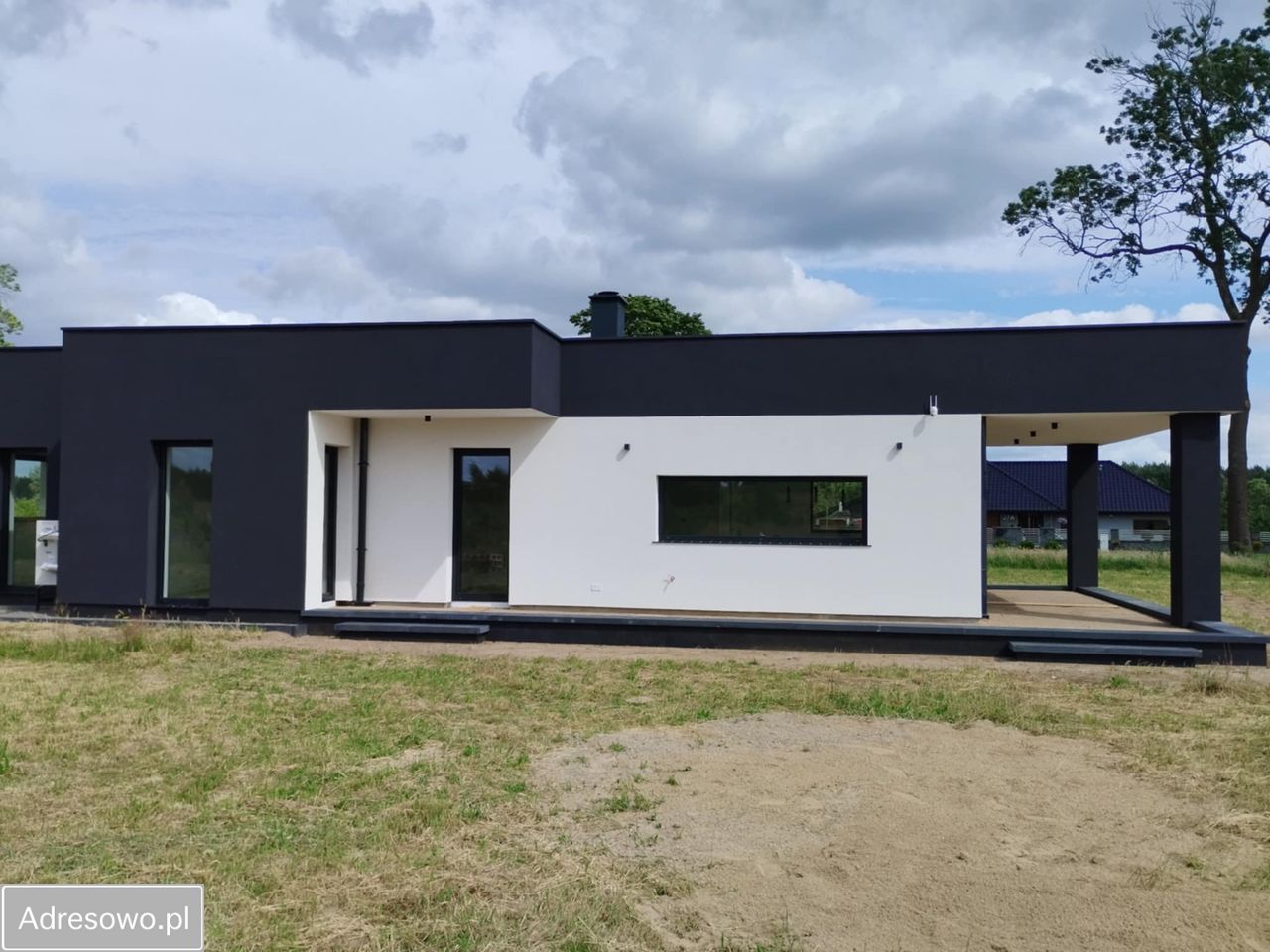 dom wolnostojący, 5 pokoi Sadkowo. Zdjęcie 5