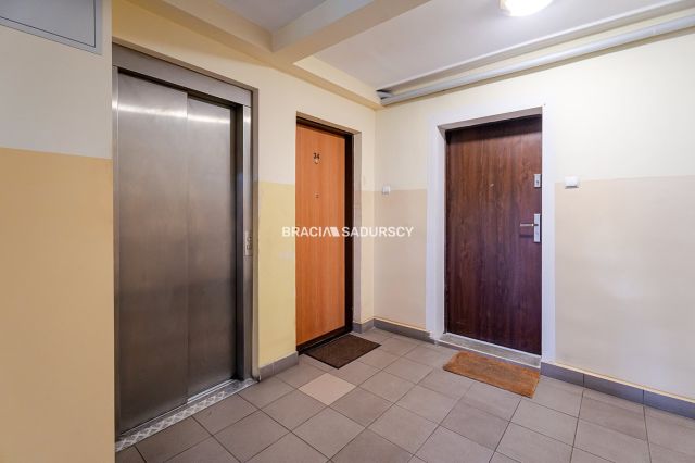 Mieszkanie 3-pokojowe Kraków Grzegórzki, ul. Półkole. Zdjęcie 17