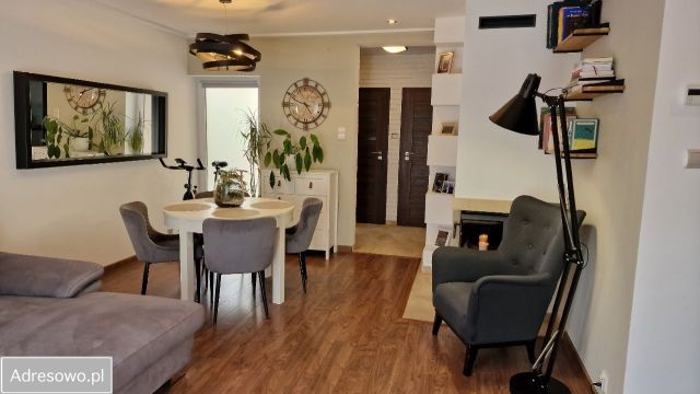 Mieszkanie 3-pokojowe Dąbrowa Górnicza Tworzeń, ul. Sadowa. Zdjęcie 1