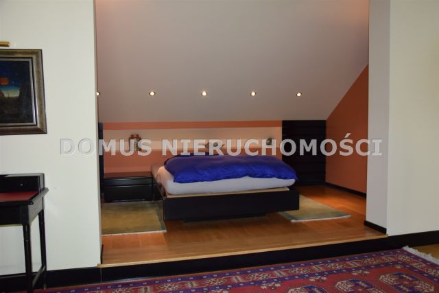 dom wolnostojący, 10 pokoi Ewcin. Zdjęcie 27