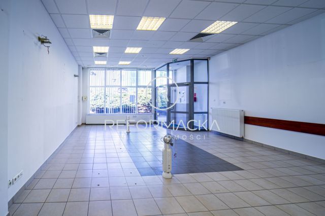 Lokal Rzeszów Baranówka, ul. Obrońców Poczty Gdańskiej. Zdjęcie 3