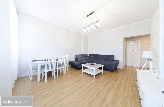 Mieszkanie 4-pokojowe Szczecin Śmierdnica, ul. Adama Mickiewicza. Zdjęcie 1