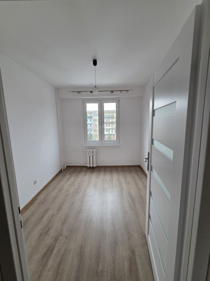 Mieszkanie 3-pokojowe Pabianice, ul. gen. Zygmunta "Waltera" Janke. Zdjęcie 1