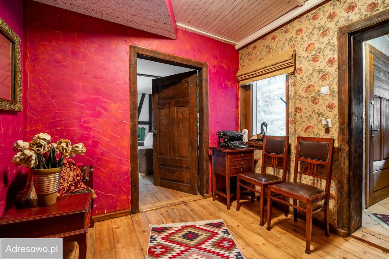 dom wolnostojący, 10 pokoi Zezuj. Zdjęcie 6