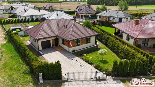 dom wolnostojący, 4 pokoje Aleksandrów Kujawski. Zdjęcie 2