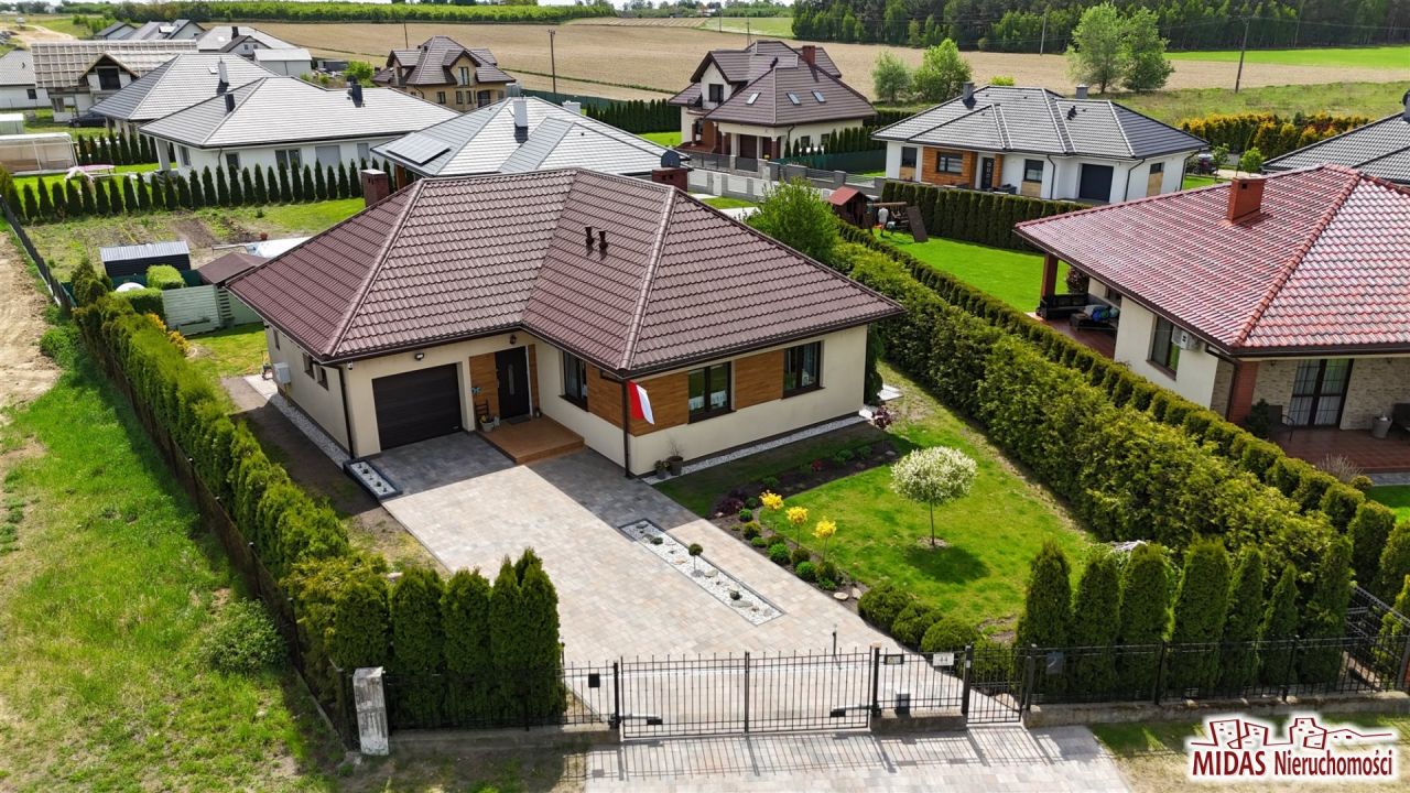 dom wolnostojący, 4 pokoje Aleksandrów Kujawski. Zdjęcie 2