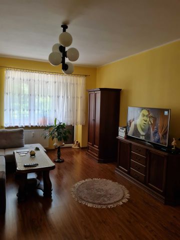 Mieszkanie 2-pokojowe Katowice Śródmieście, ul. ks. bp. Stanisława Adamskiego. Zdjęcie 1