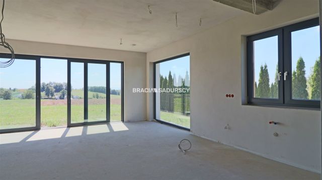 dom wolnostojący, 4 pokoje Karniów. Zdjęcie 4