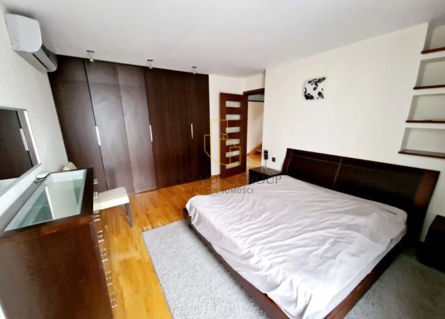 dom szeregowy, 5 pokoi Wrocław Muchobór Wielki. Zdjęcie 10