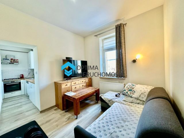 Mieszkanie 1-pokojowe Jelenia Góra, ul. Romualda Traugutta. Zdjęcie 1