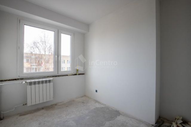 Mieszkanie 3-pokojowe Nowy Targ, ul. gen. Władysława Sikorskiego. Zdjęcie 4