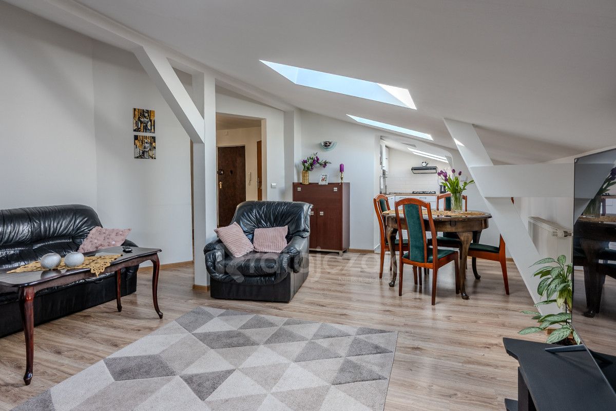 Mieszkanie 3-pokojowe Gdańsk Wrzeszcz, ul. Stanisława Wyspiańskiego. Zdjęcie 1